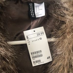 H&M faux fur vest size 12